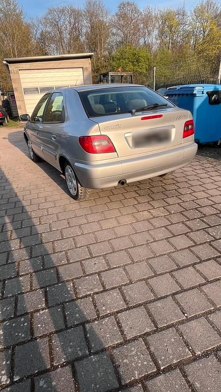 Gebraucht Citroën Xsara 75 PS (55 kW) 2000 Silber Kleinwagen