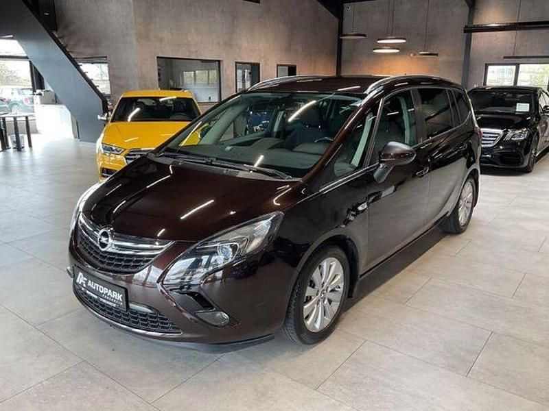 Braun Gebraucht 2015 Opel Zafira Tourer Style Van / Kleinbus | 8.980 € (Fairer Preis) - Bild 1/4