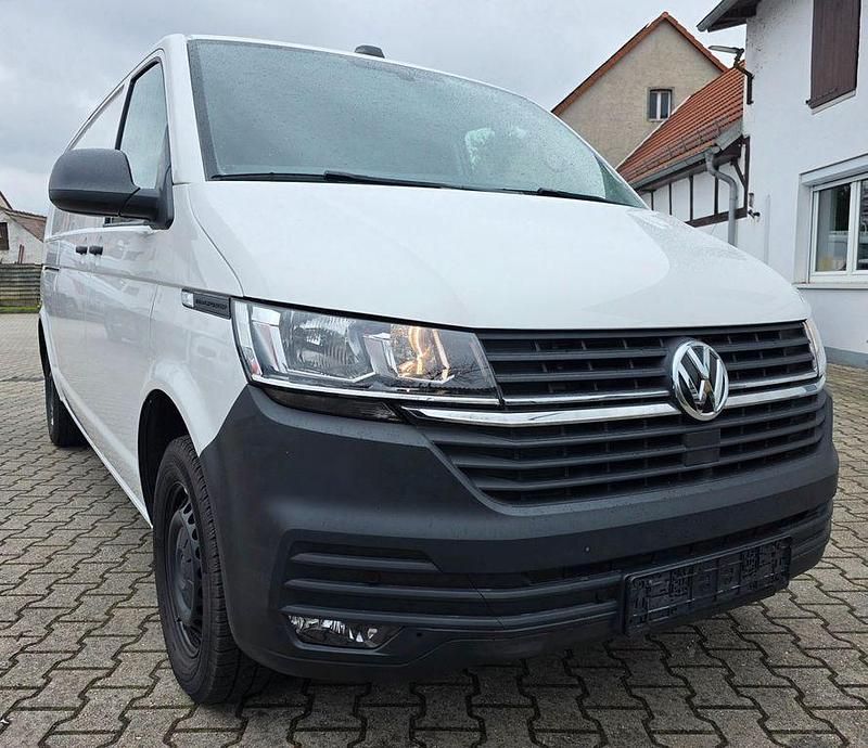 Gebraucht VW Transporter 110 PS (80 kW) 2024 Weiß Van