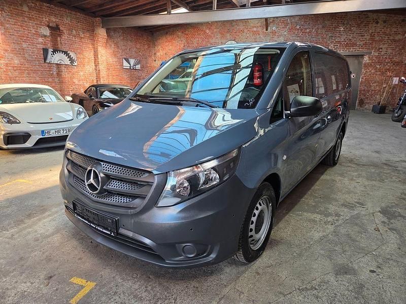 Gebraucht Mercedes Vito 102 PS (75 kW) 2020 Grau Van