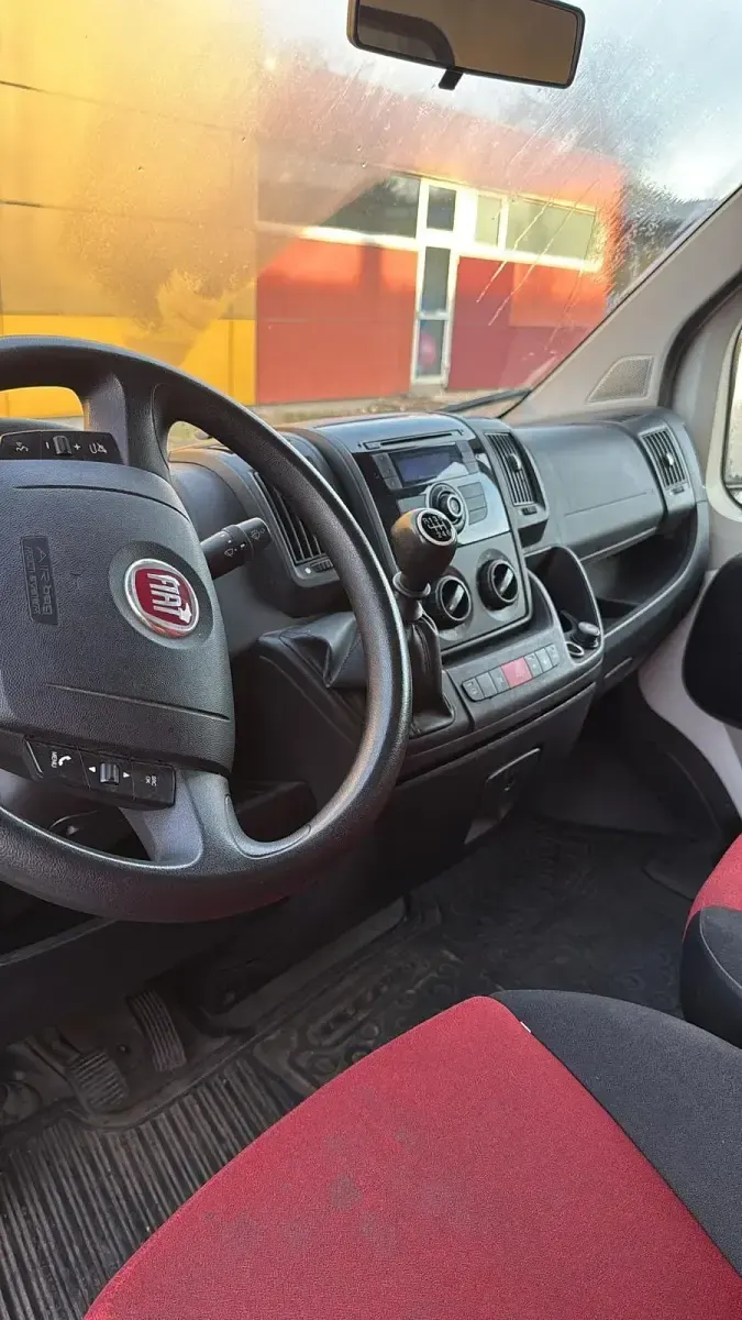 Gebraucht Fiat Ducato 150 PS (110 kW) 2013 Weiß Van