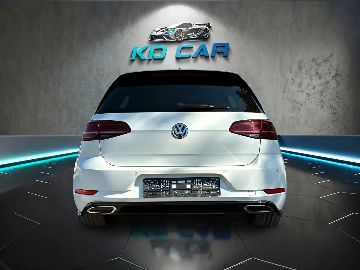 Gebraucht VW Golf VII Join 150 PS (110 kW) 2018 Weiß Kleinwagen