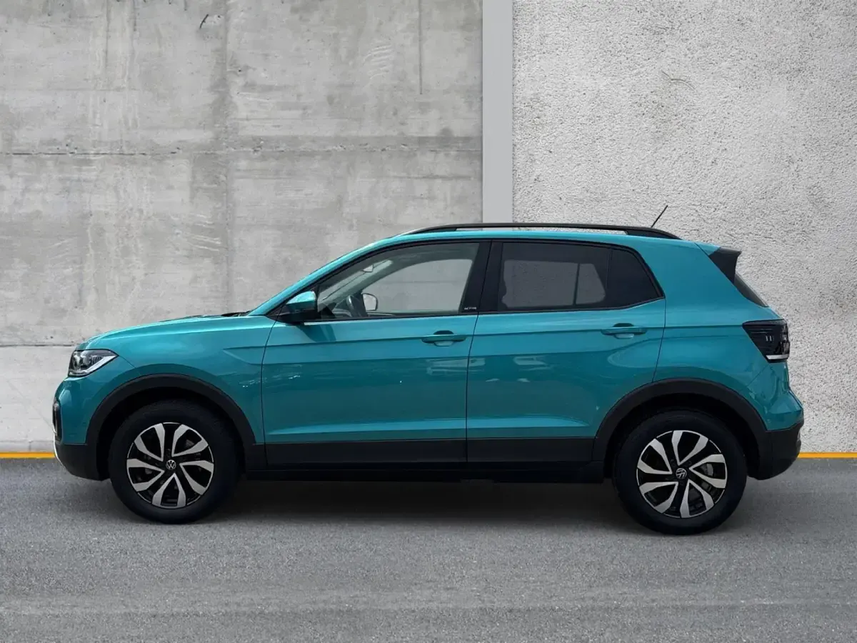 Gebraucht VW T-Cross Active 150 PS (110 kW) 2022 Blau SUV