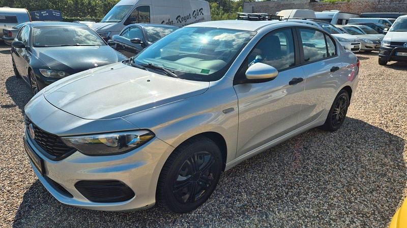 Gebraucht Fiat Tipo Pop 95 PS (69 kW) 2019 Silber Limousine