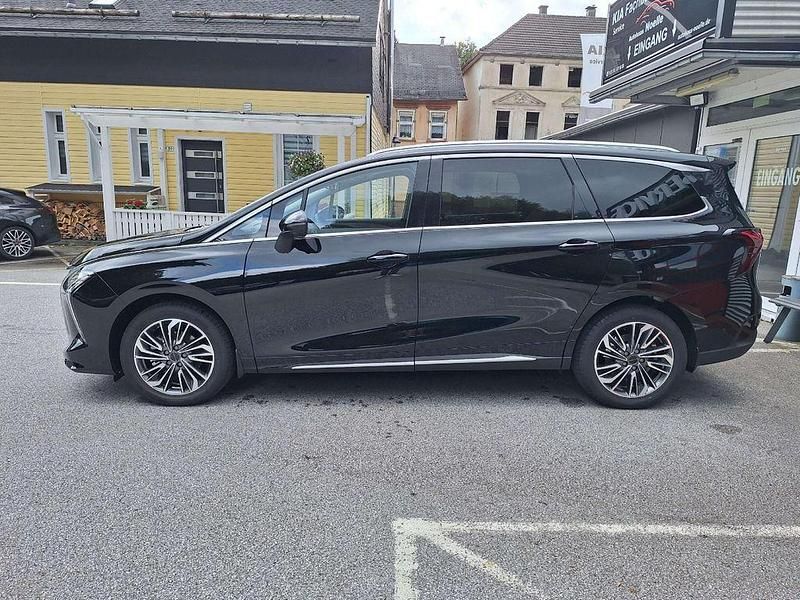 Neu DFSK Forthing 4 177 PS (130 kW) 2026 Schwarz Van / Kleinbus