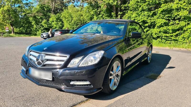 Schwarz Gebraucht 2012 Mercedes E350 Cabrio | 14.880 € (Guter Preis) - Bild 1/4