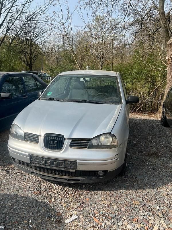 Gebraucht Seat Arosa 50 PS (36 kW) 2004 Silber Kleinwagen