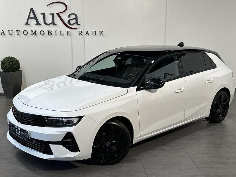 Weiß Gebraucht 2024 Opel Astra Limousine | 21.749 € (Guter Preis) - Bild 1/4