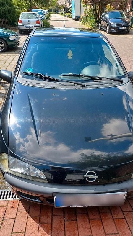 Schwarz Gebraucht 1994 Opel Tigra S Coupé | 850 € - Bild 1/4