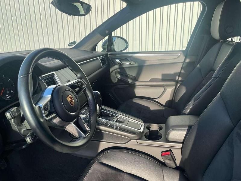 Gebraucht Porsche Macan 252 PS (185 kW) 2018 Grau SUV