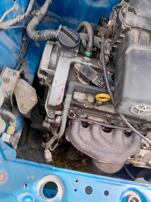 Gebraucht Toyota Yaris 65 PS (47 kW) 2003 Blau Kleinwagen