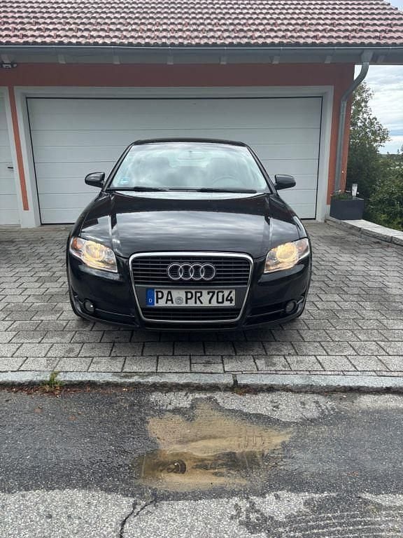 Schwarz Gebraucht 2006 Audi A4 Limousine | 2.700 € (Guter Preis) - Bild 1/4