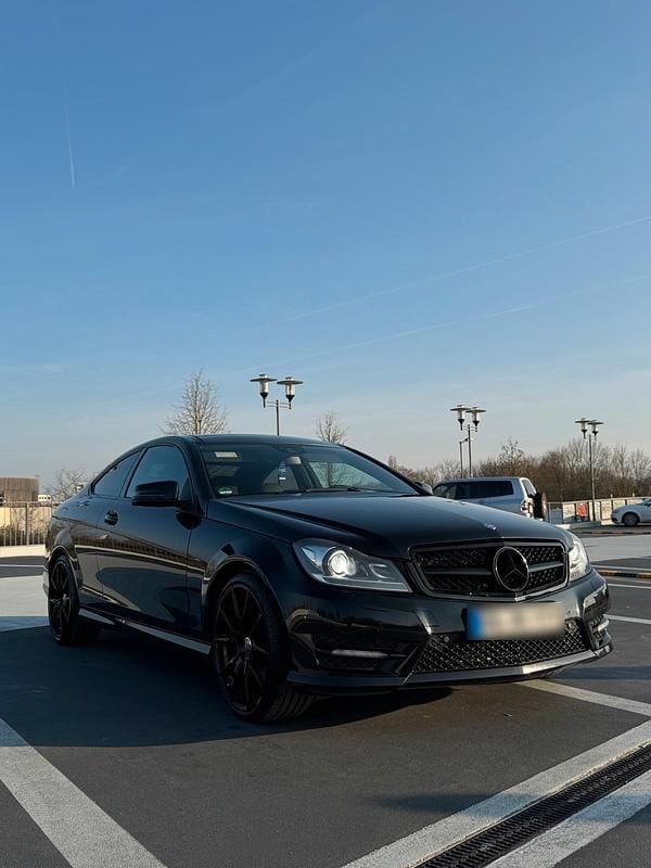 Gebraucht Mercedes C350 306 PS (225 kW) 2012 Schwarz Coupé