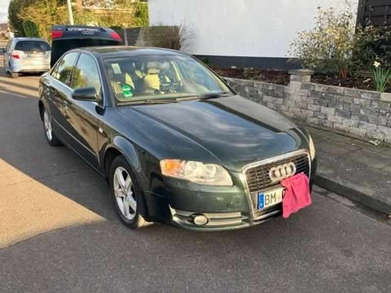 Grün Gebraucht 2007 Audi A4 Limousine | 1.999 € (Guter Preis) - Bild 1/4