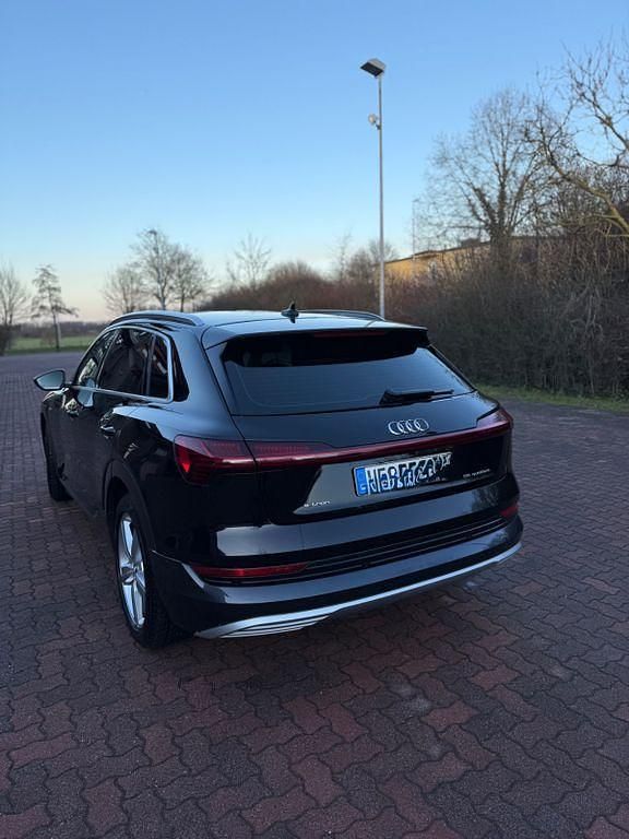 Gebraucht Audi e-tron Advanced 300 kW (408 PS) 2020 Schwarz SUV