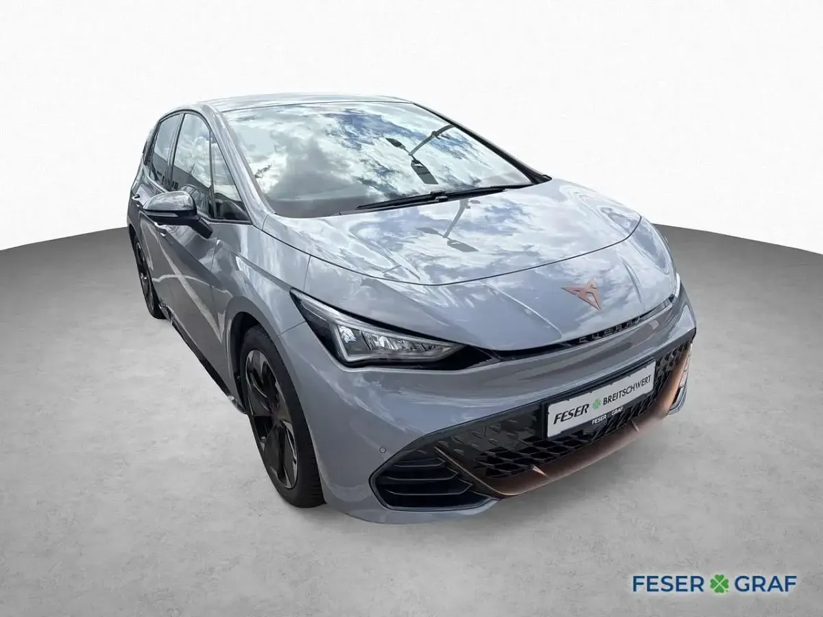 Gebraucht Cupra Born 150 kW (204 PS) 2024 Vaporgrau Kleinwagen
