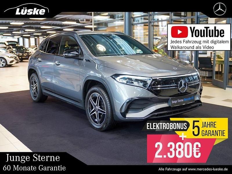 Mountaingrau Gebraucht 2021 Mercedes EQA250 AMG line SUV | 28.900 € (Fairer Preis) - Bild 1/4
