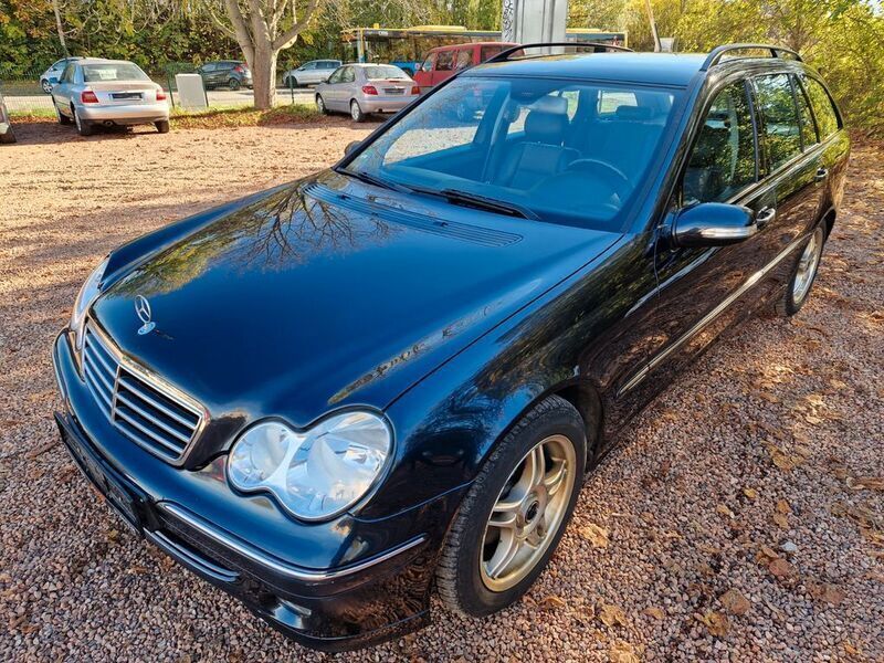 Gebraucht Mercedes C180 143 PS (105 kW) 2004 Schwarz Kombi