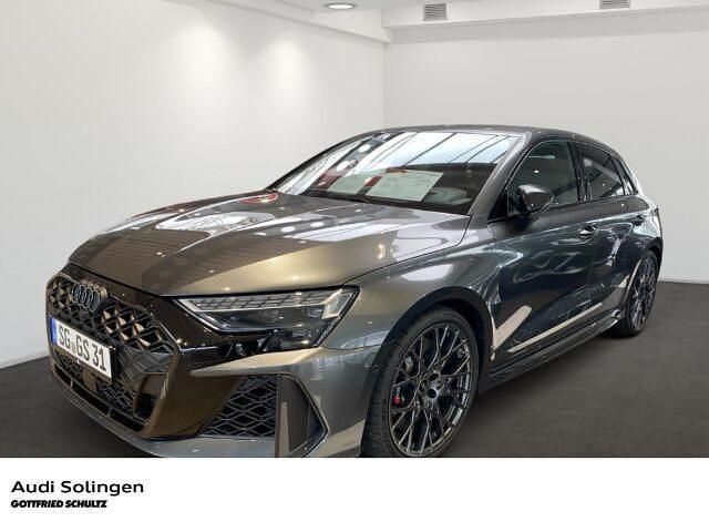 Gebraucht Audi RS3 Ambiente 400 PS (294 kW) 2025 Grau Limousine