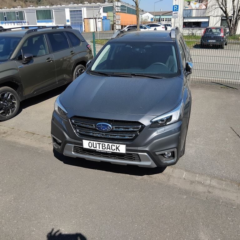 Grau Neu 2025 Subaru Outback Platinum SUV | 44.490 € (Guter Preis) - Bild 1/1