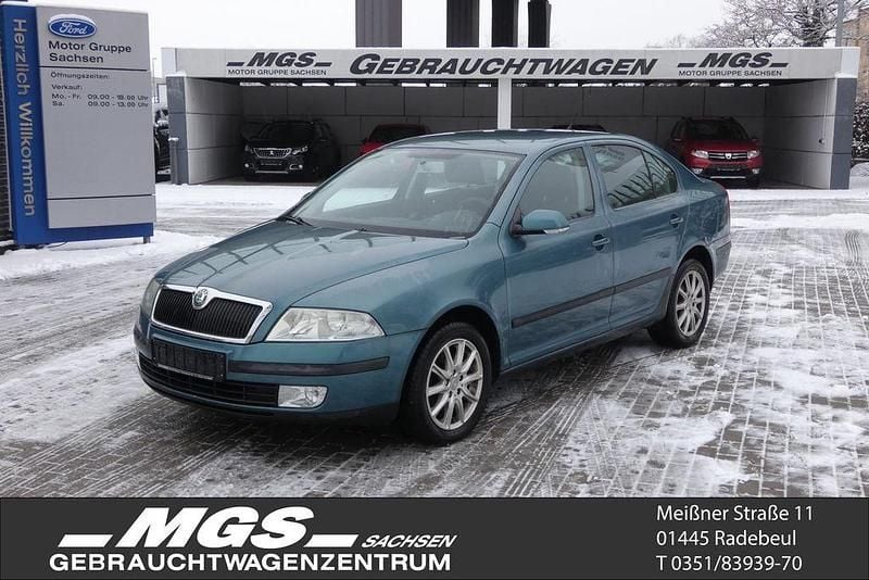 Gebraucht Skoda Octavia Ambiente 102 PS (75 kW) 2005 Islandgruen metallic Limousine