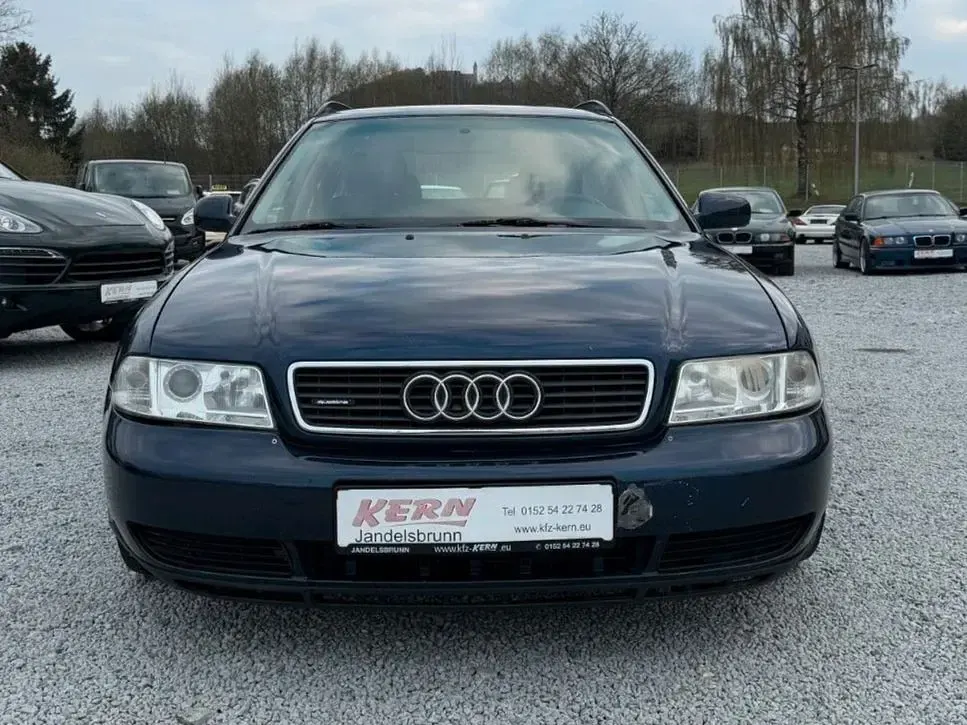 Gebraucht Audi A4 Sport 193 PS (141 kW) 1997 Blau Kombi