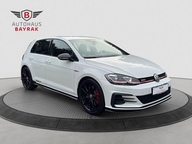 Weiß Gebraucht 2019 VW Golf VII GTI Limousine | 27.190 € (Fairer Preis) - Bild 1/4