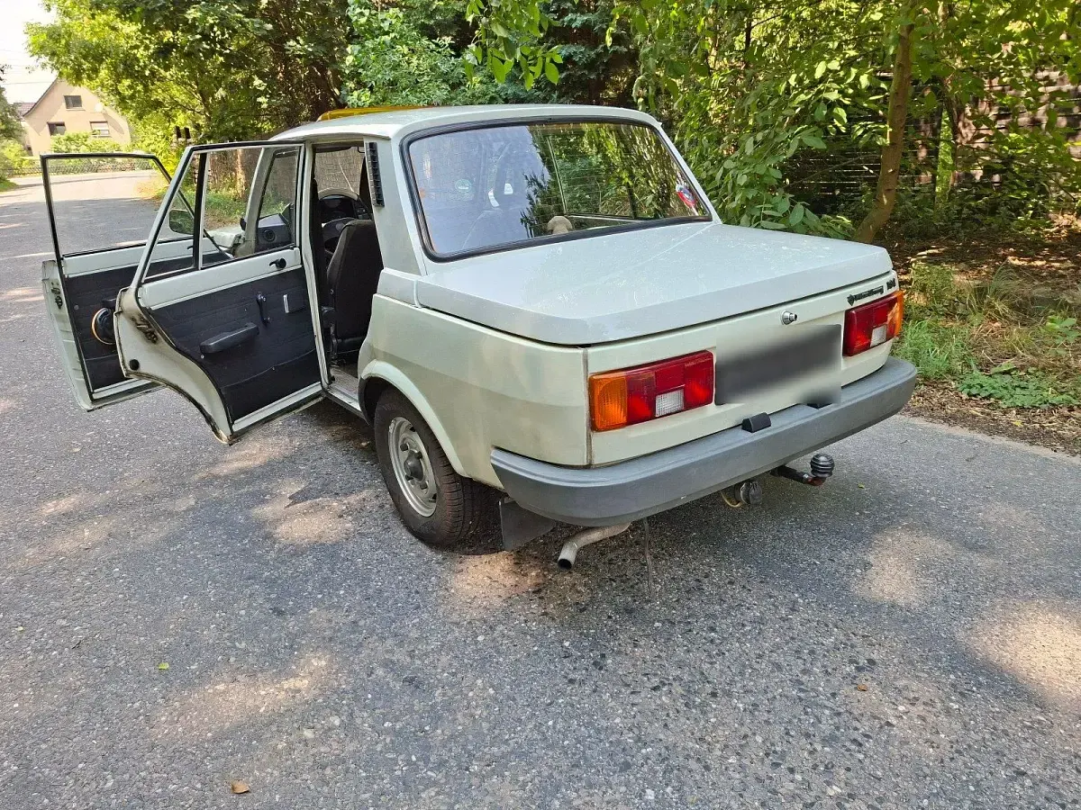 Gebraucht Wartburg 353 68 PS (50 kW) 1988 Weiß Limousine
