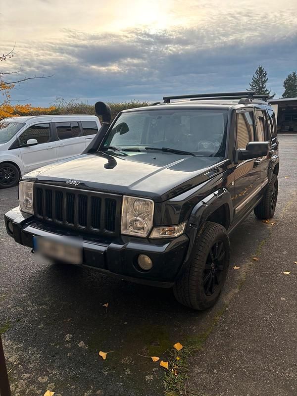 Schwarz Gebraucht 2008 Jeep Commander SUV | 13.500 € (Teuer) - Bild 1/4