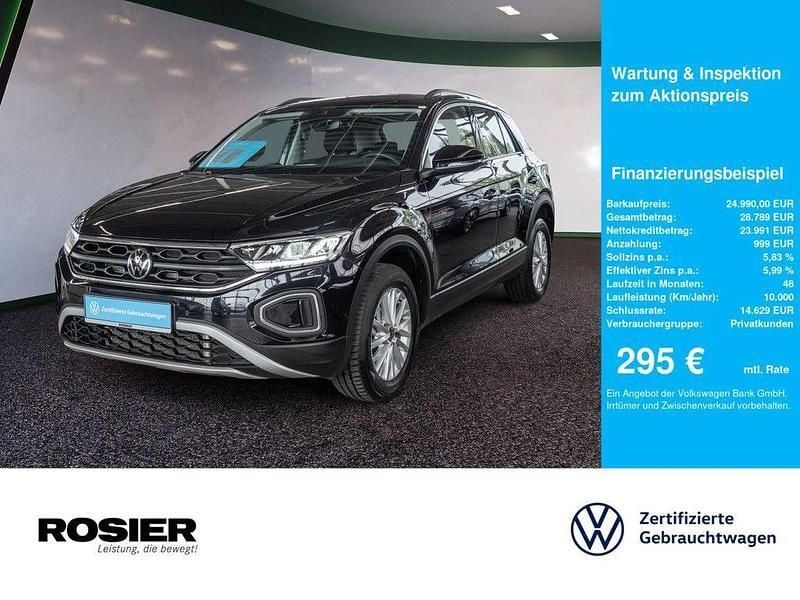 Schwarz / deep black (metallic) Gebraucht 2023 VW T-Roc Life SUV | 24.990 € (Guter Preis) - Bild 1/4