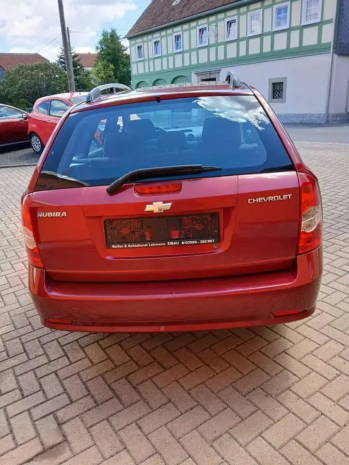 Gebraucht Chevrolet Nubira 109 PS (80 kW) 2006 Rot Kombi