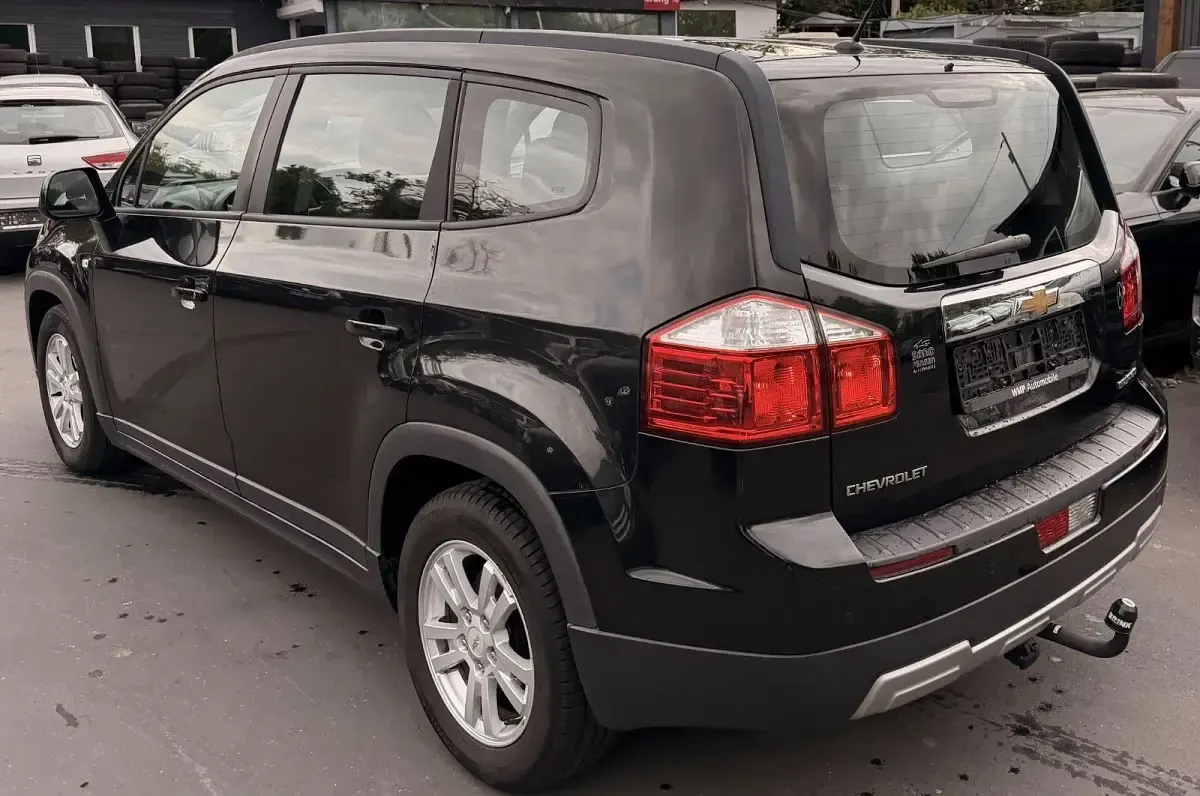 Gebraucht Chevrolet Orlando LT 163 PS (119 kW) 2013 Schwarz Van / Kleinbus