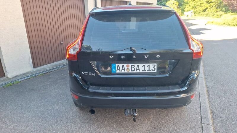 Schwarz Gebraucht 2011 Volvo XC60 Ocean Race SUV | 4.800 € (Fairer Preis) - Bild 1/4