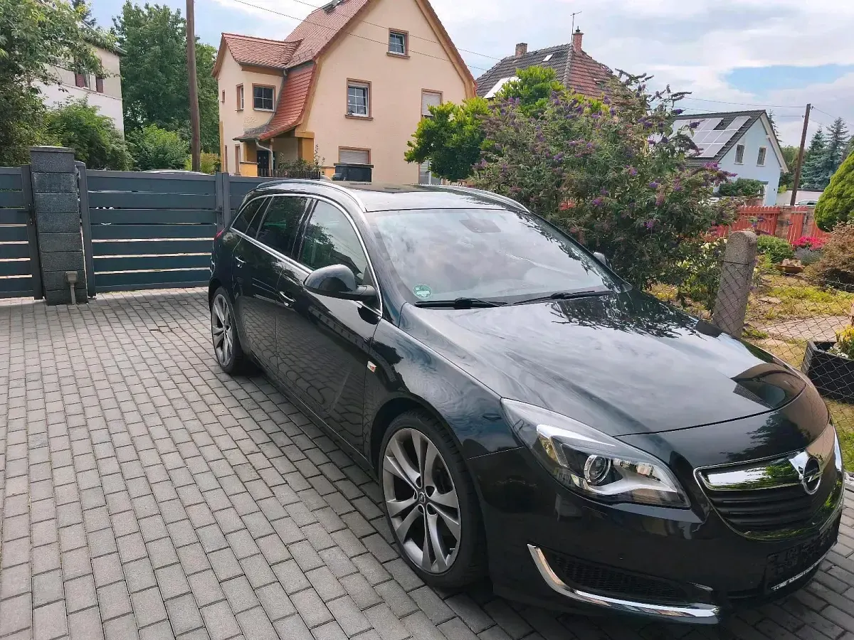 Gebraucht Opel Insignia 250 PS (183 kW) 2016 Schwarz Kombi