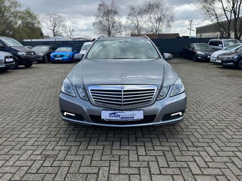 Gebraucht Mercedes E350 231 PS (169 kW) 2010 Silber Kombi