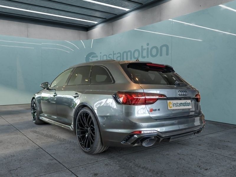 Gebraucht Audi RS4 450 PS (330 kW) 2024 Grau Kombi