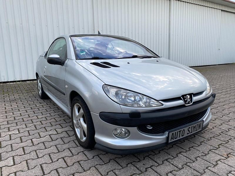 Silber Gebraucht 2002 Peugeot 206 CC Cabrio | 999 € (Superpreis) - Bild 1/4
