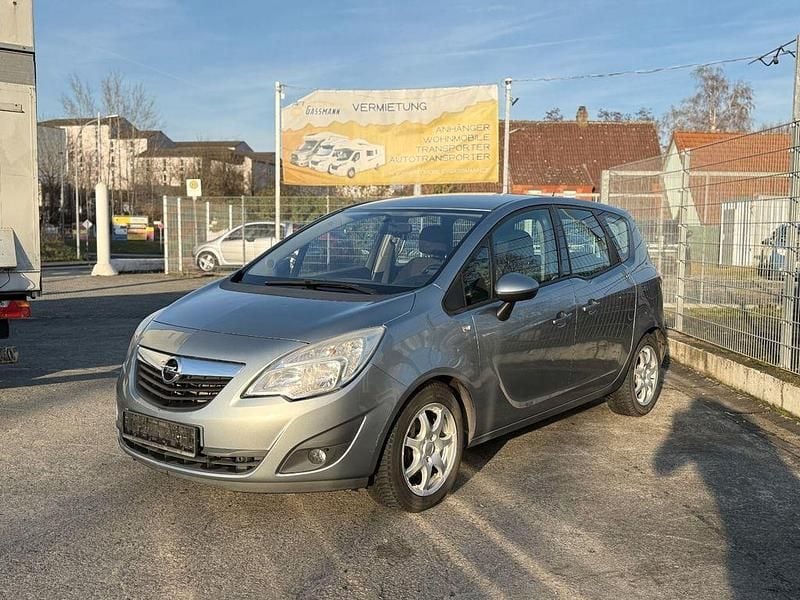Silber Gebraucht 2013 Opel Meriva Active Van / Kleinbus | 4.390 € (Guter Preis) - Bild 1/4