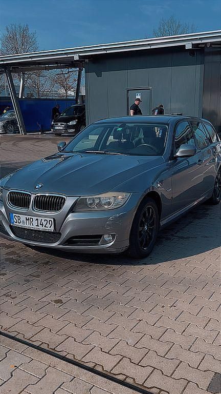 Gebraucht BMW 320 184 PS (135 kW) 2008 Grau Limousine