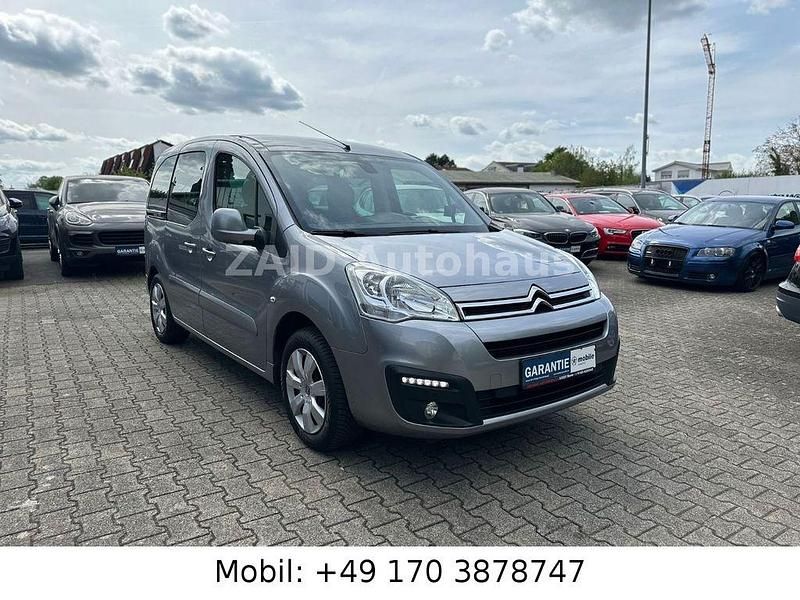 Gebraucht Citroën Berlingo SELECTION 110 PS (80 kW) 2018 Grau Van / Kleinbus
