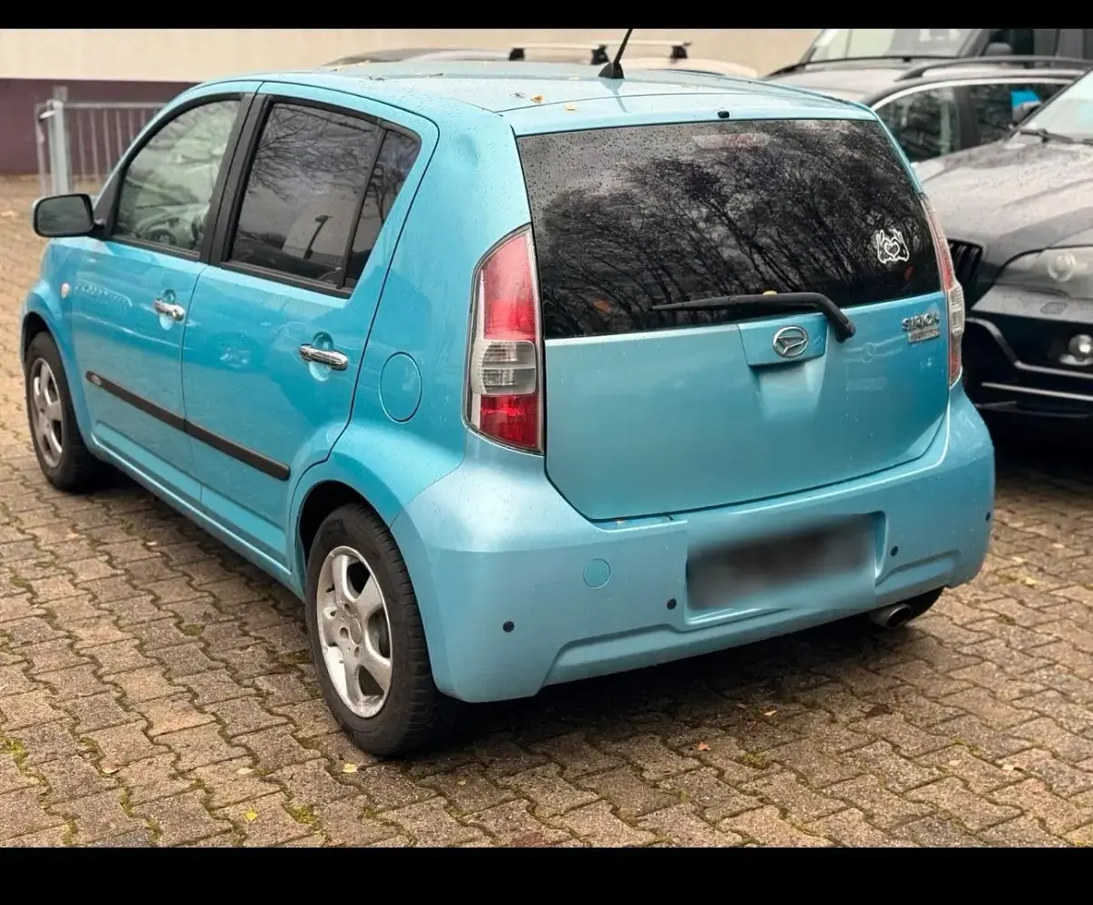 Gebraucht Daihatsu Sirion 92 PS (67 kW) 2009 Grün Kleinwagen