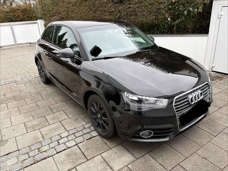 Gebraucht Audi A1 Admired 86 PS (63 kW) 2014 Schwarz Kleinwagen