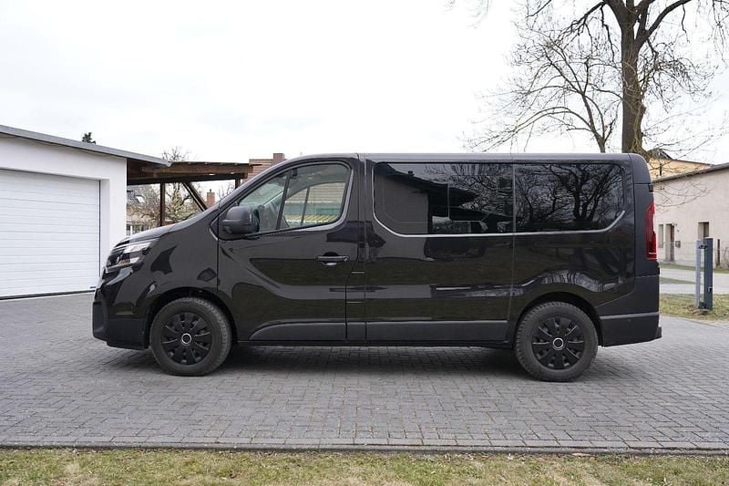 Gebraucht Nissan Primastar 170 PS (125 kW) 2022 Schwarz Van / Kleinbus