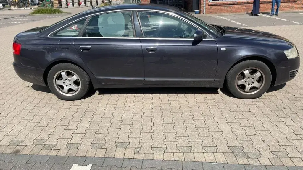 Gebraucht Audi A6 180 PS (132 kW) 2005 Grau Limousine