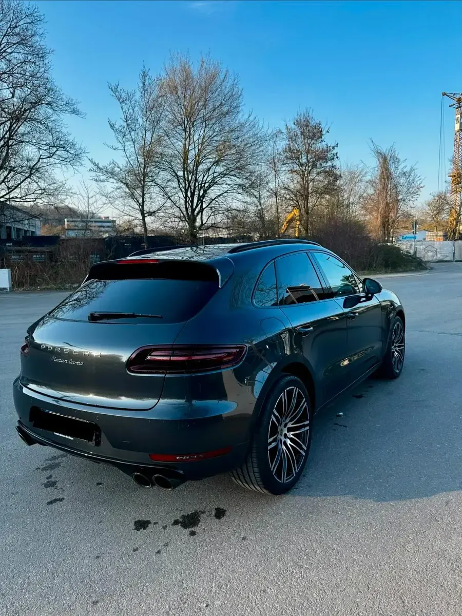 Gebraucht Porsche Macan Performance Package 441 PS (324 kW) 2018 Grau SUV