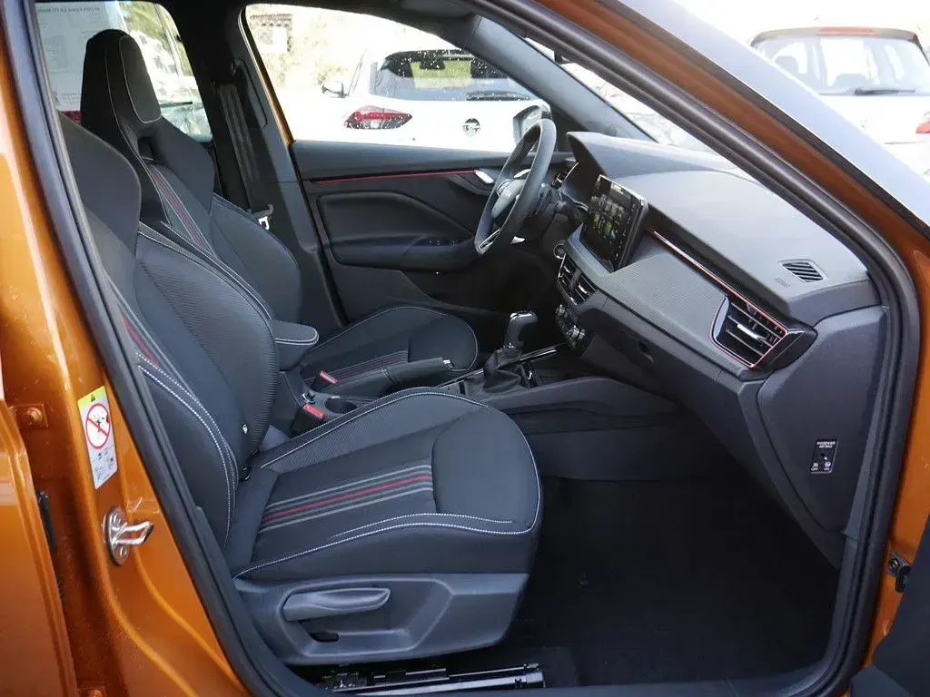 Gebraucht Skoda Kamiq Monte Carlo 150 PS (110 kW) 2025 Phoenix orange SUV