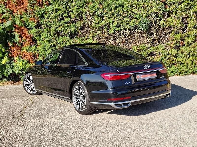 Gebraucht Audi A8 286 PS (210 kW) 2020 Mythosschwarz metallic Limousine
