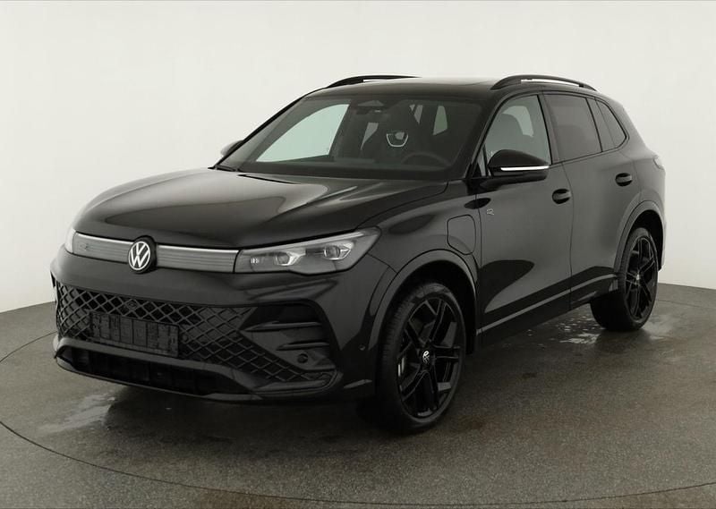 Gebraucht VW Tiguan R-line 272 PS (200 kW) 2025 SUV