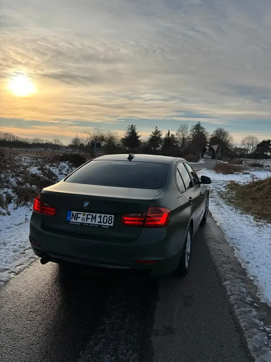 Gebraucht BMW 316 Efficient Dynamics 136 PS (100 kW) 2015 Andere farben Limousine
