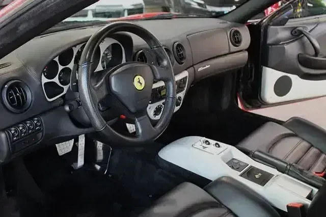 Second-hand Ferrari 360 400 CP (294 kW) 2000 Roșu Coupe